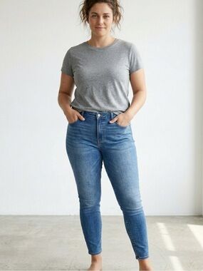 American Eagle Hi‑Rise Jeggings – Size 14 | Stretch Denim | Clean‑Girl Casual